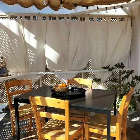 - Coastal Comfort Guatiza