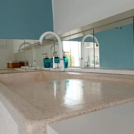 - Coastal Comfort Apartamento